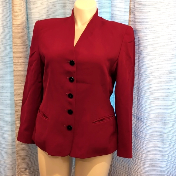 Dana Buchman Jackets & Blazers - Dana Buchman Blazer - Size 16